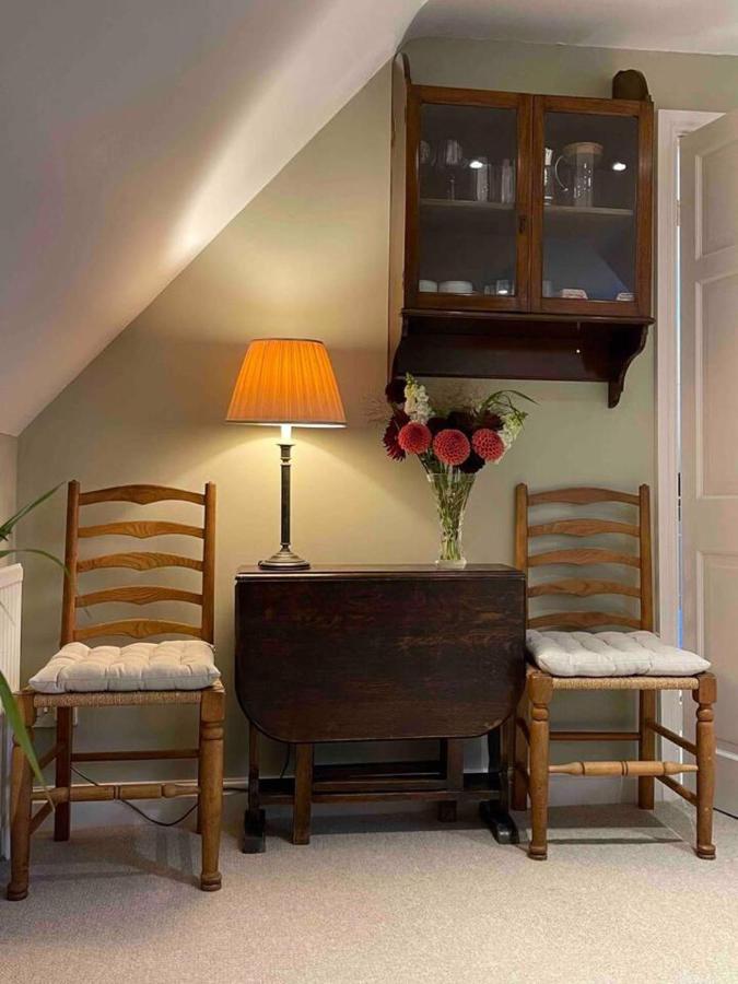 Pewsey Retreat 3 Sleeps -Petfriendly Bbq Parking Apartment Exterior photo